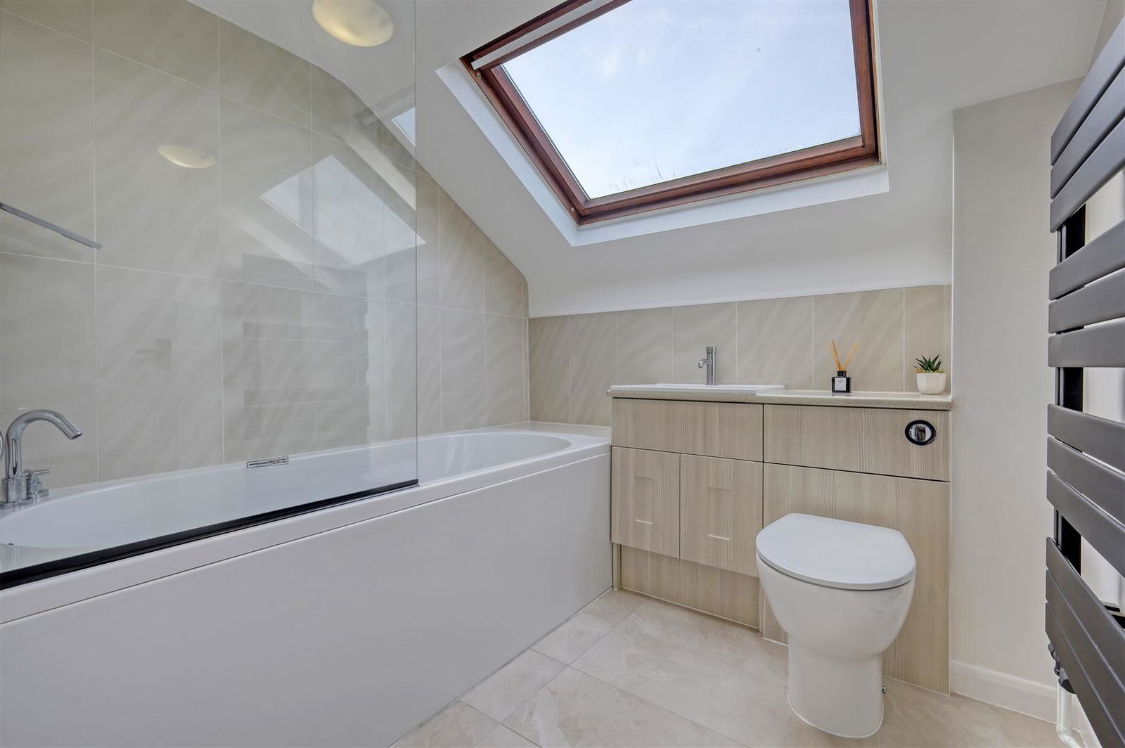 Image for CHAIN FREE - High Street, Roydon, Essex