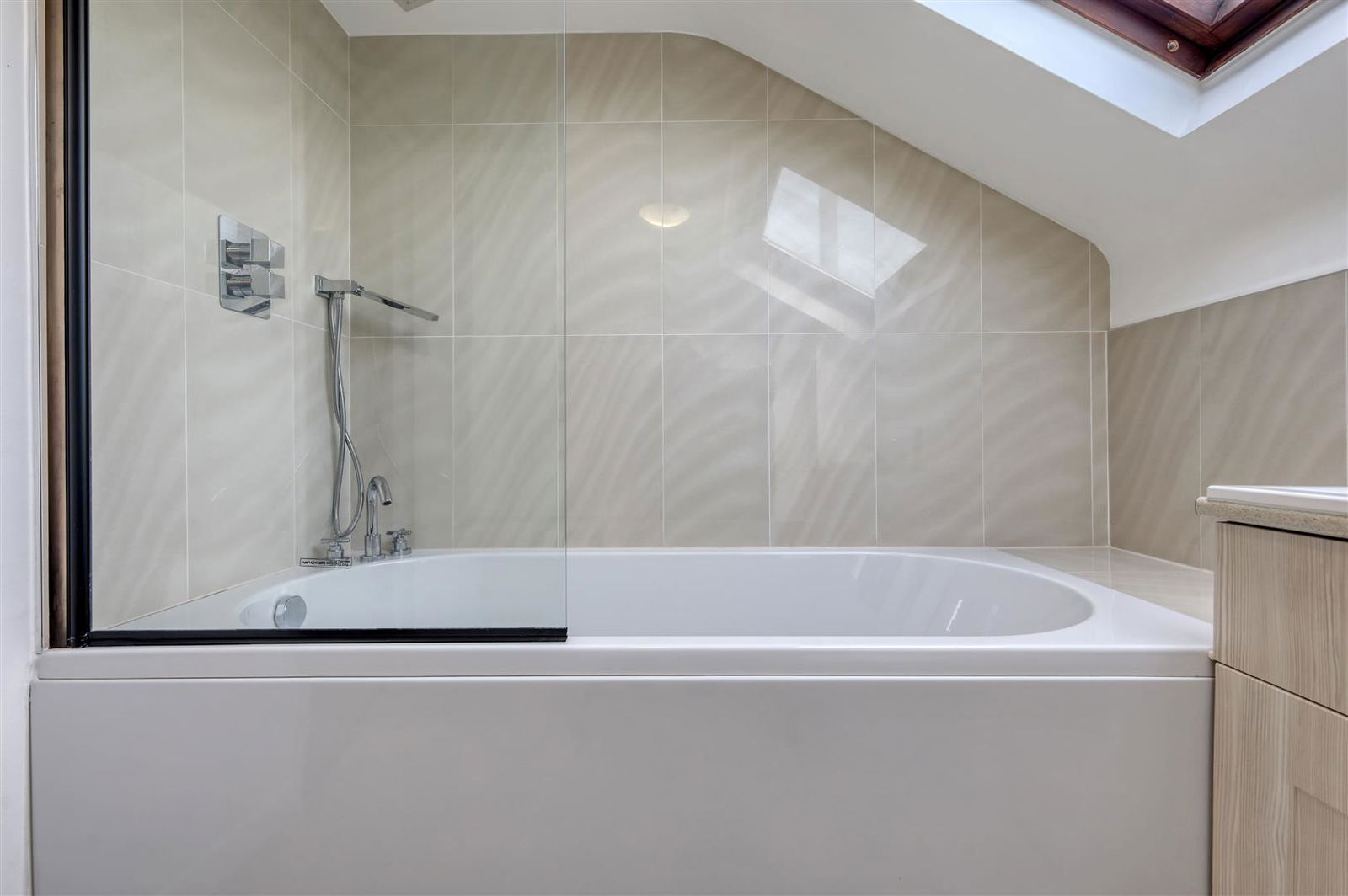 Image for CHAIN FREE - High Street, Roydon, Essex