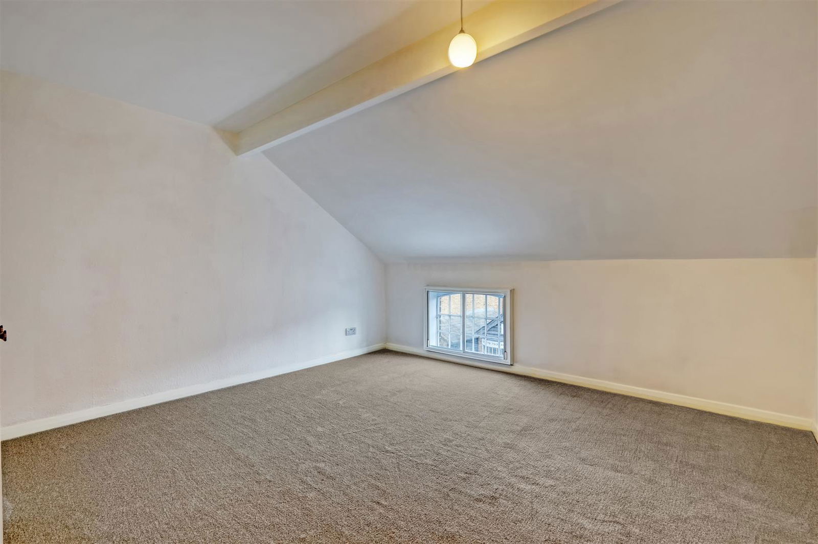 Image for CHAIN FREE - High Street, Roydon, Essex