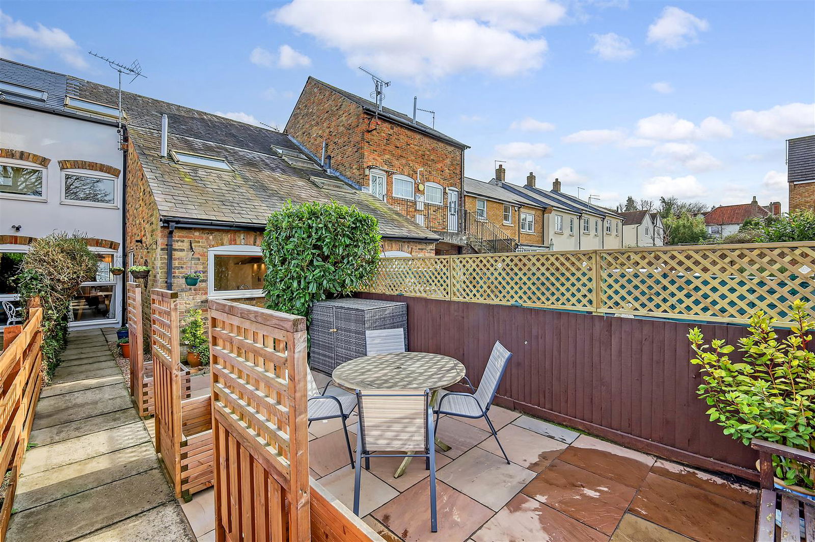 Image for CHAIN FREE - High Street, Roydon, Essex