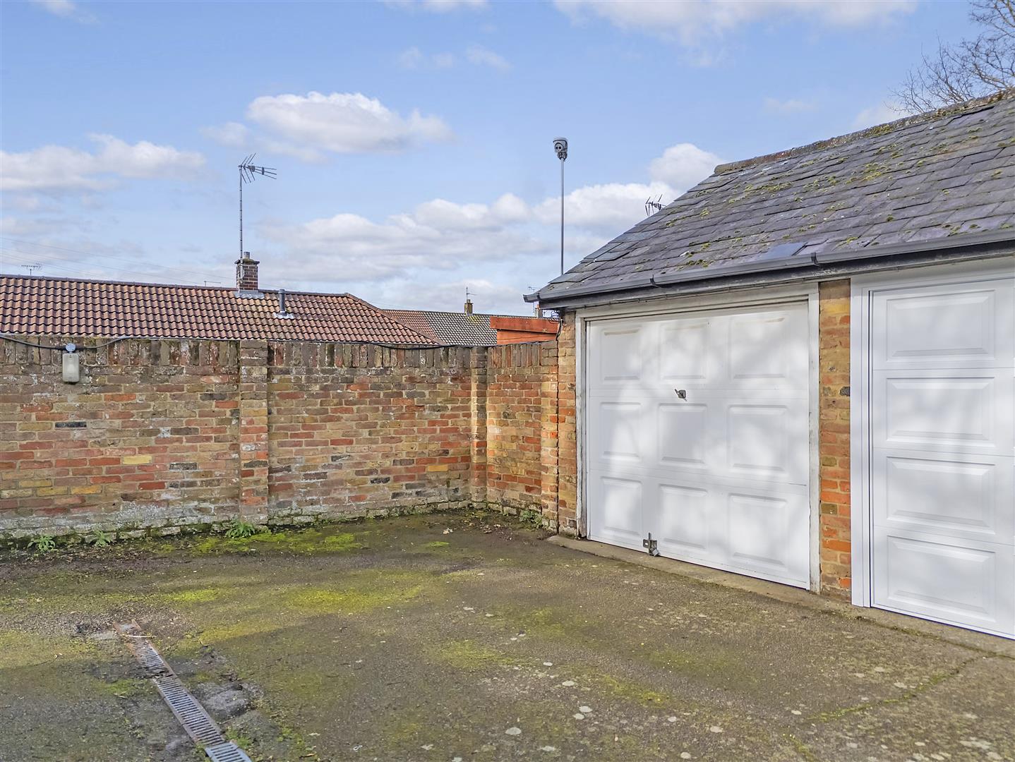 Image for CHAIN FREE - High Street, Roydon, Essex