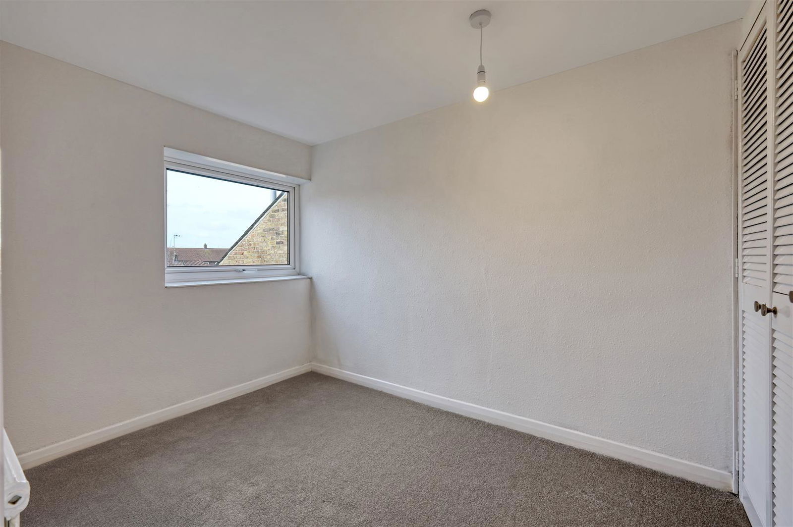 Image for CHAIN FREE - High Street, Roydon, Essex