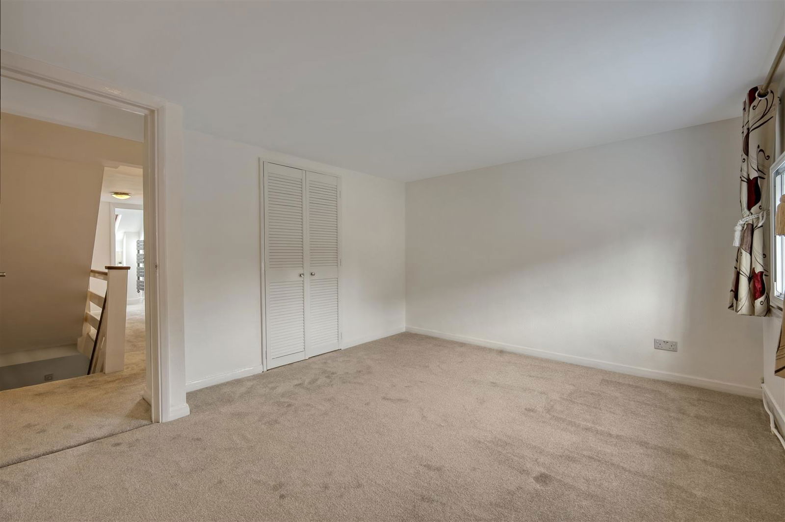 Image for CHAIN FREE - High Street, Roydon, Essex