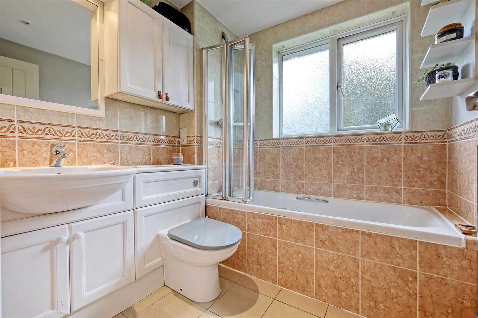 Image for Roydon Road, Stanstead Abbotts