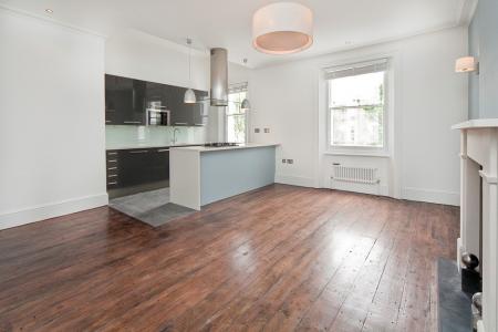 kitchen/reception room