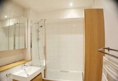 bathroom gilbey house camden nw1 ID45358