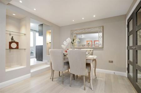 dining area boydell court nw8 ID45847