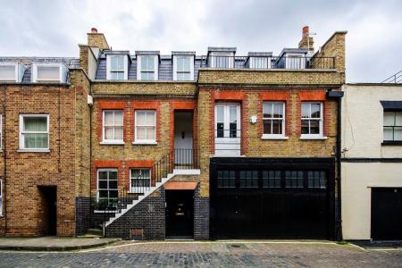 external wymouth mews marylebone W1G ID46043