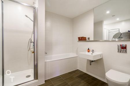 Bathroom/Shower Room