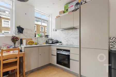 (Main) Kitchen