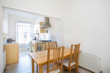 Kitchen/Dining Area