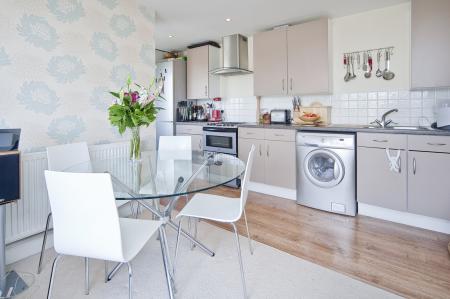 Open Plan Kitchen/Dining Area