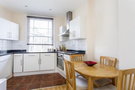 Kitchen/dining area