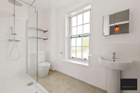 Flat 11 Dalbury House Ferndale Road  - RMs5iY2Qw5D