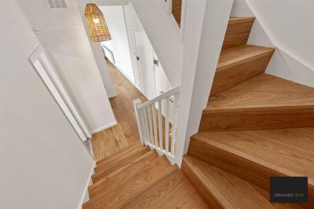 Flat 11 Dalbury House Ferndale Road  - YvTCTr2zqUs