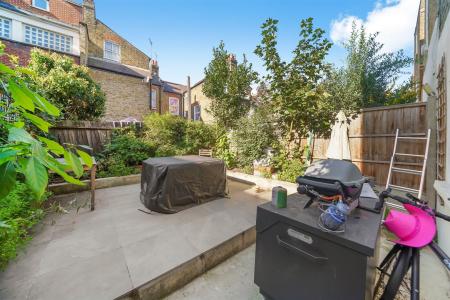 Flat 1, 120 Latchmere Road - KctZPASj6lxtH3c9fG5a.