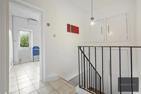 25 Pentonville Road N1 9LP-15.jpg