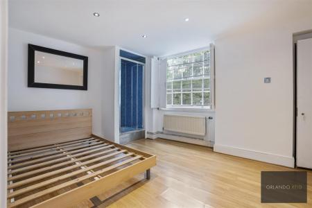 25 Pentonville Road N1 9LP-3.jpg