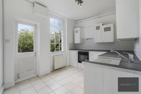 25 Pentonville Road N1 9LP-17.jpg