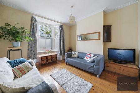 36 Burgoyne Road SW9 9QJ-2.jpg