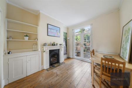 36 Burgoyne Road SW9 9QJ-4.jpg