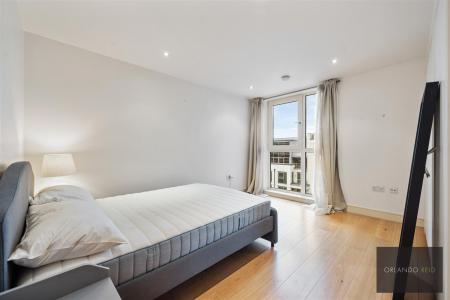 Flat 22, Consort House SW6 2JZ-2.jpg