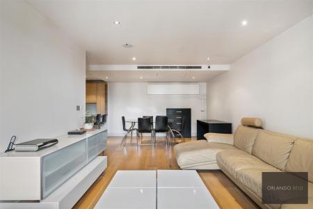 Flat 22, Consort House SW6 2JZ-17.jpg