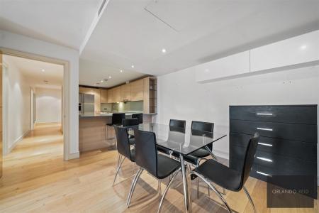 Flat 22, Consort House SW6 2JZ-13.jpg