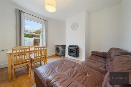 40 Broadwater Road SW17 0DT-3.jpg