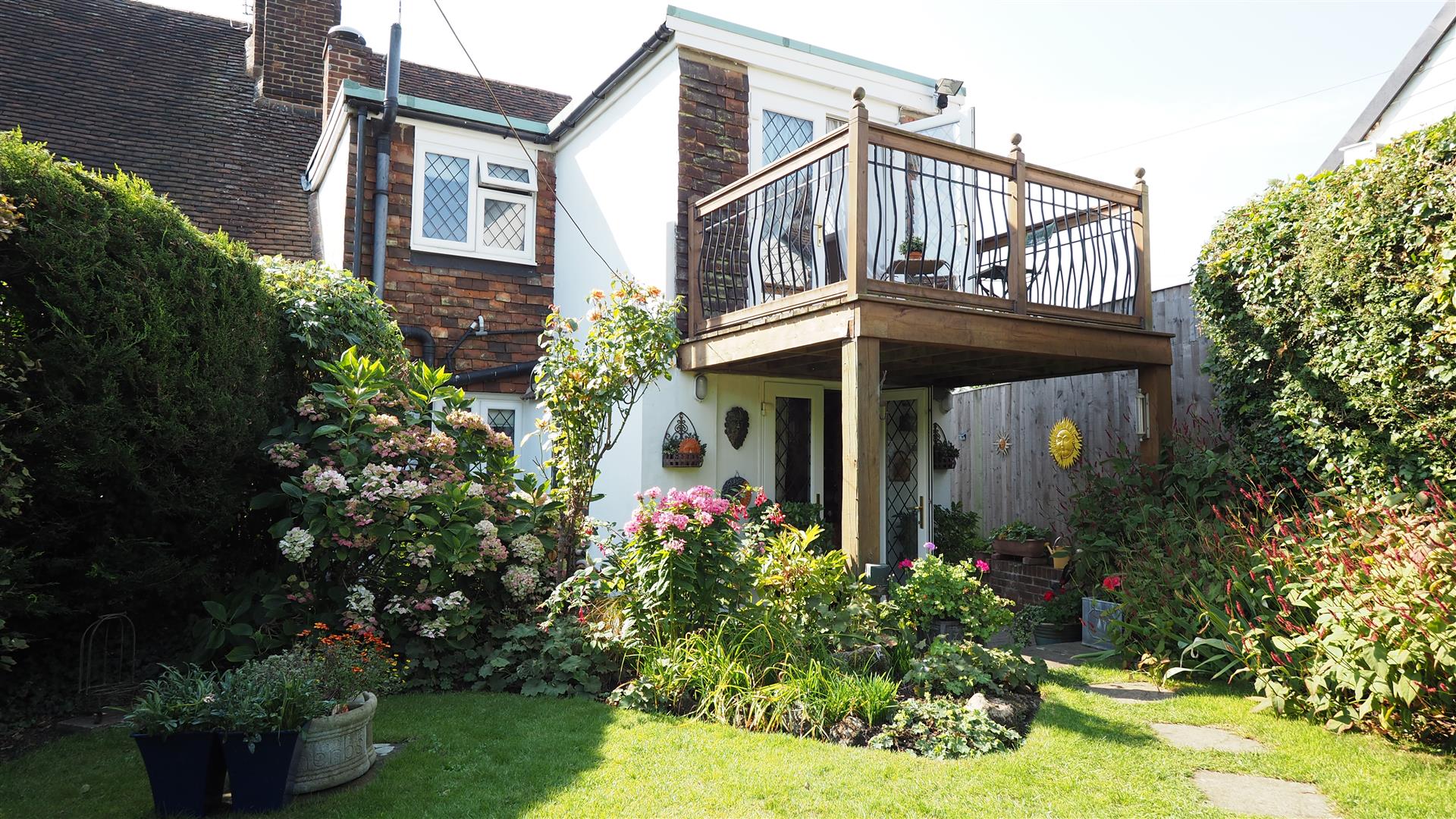 3 bedroom Semi-Detached House for sale in Maidstone
