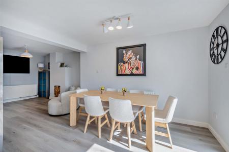 8639876-interior08-800.jpg