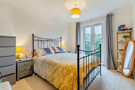 8627608-interior13-800.jpg
