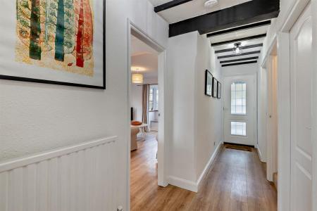 8632848-interior22-800.jpg