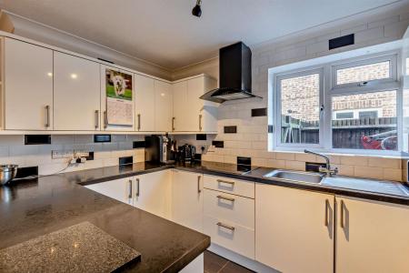 8634427-interior13-800.jpg