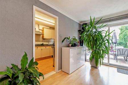 8617606-interior07-800.jpg