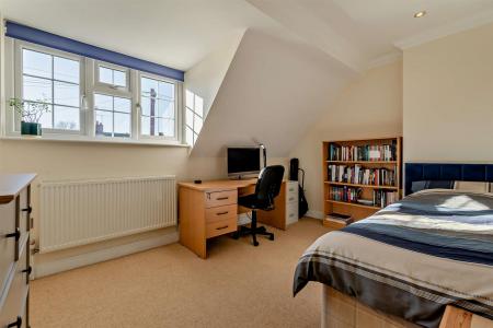 8634426-interior16-800.jpg