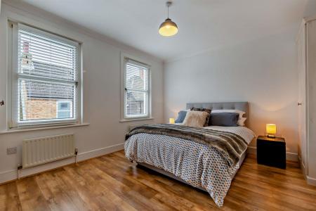8637041-interior30-800.jpg