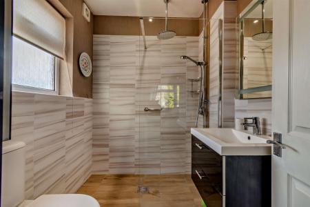 8585627-interior06-800.jpg