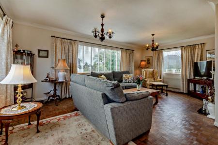 8585627-interior12-800.jpg