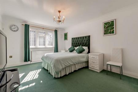 8640469-interior21-800.jpg