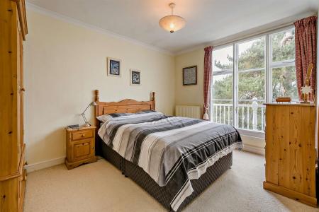 8641134-interior13-800.jpg