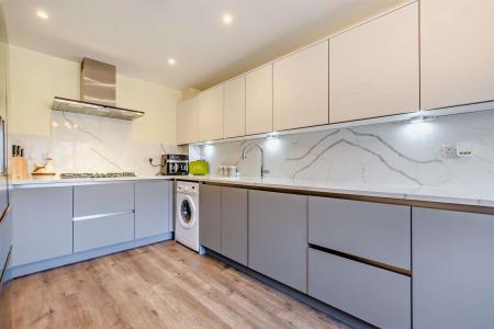 8642201-interior01-800.jpg