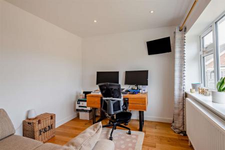 8643900-interior01-800.jpg