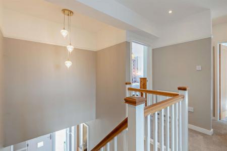 8643900-interior19-800.jpg