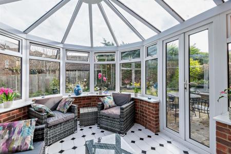 8589401-interior24-800.jpg