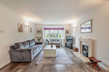 8589401-interior27-800.jpg