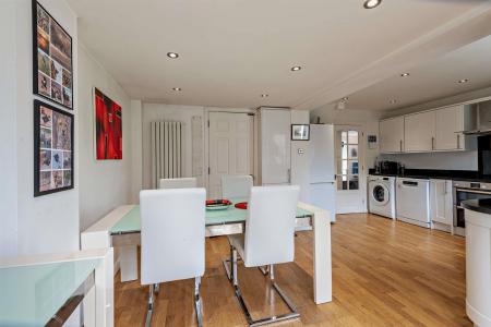 8589401-interior23-800.jpg