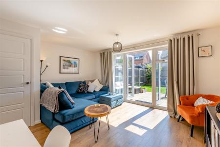 8646130-interior05.jpg