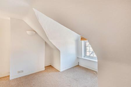 8646037-interior16-800.jpg