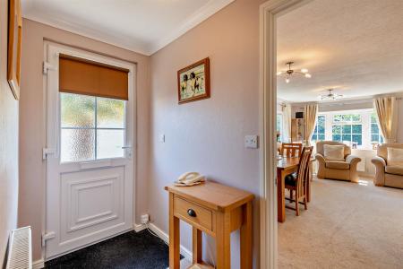 8647775-interior08-800.jpg